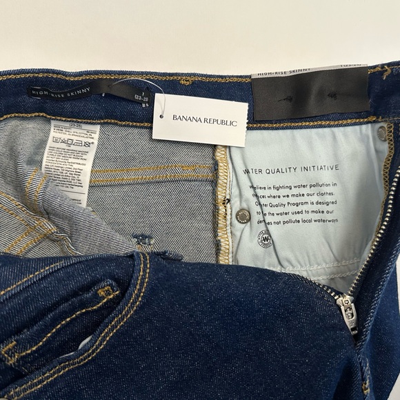 Banana Republic Skinny High Rise Jeans - Picture 6 of 6